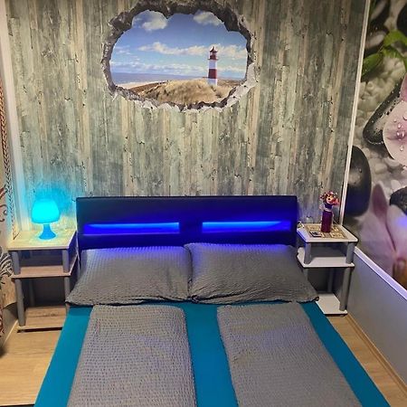 Hipokratios 3 Zimmer Mit Gemeinschaft Wc Fürth Esterno foto